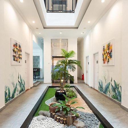 Reddoorz Premium Near Centre Point Mall Medan Exteriör bild