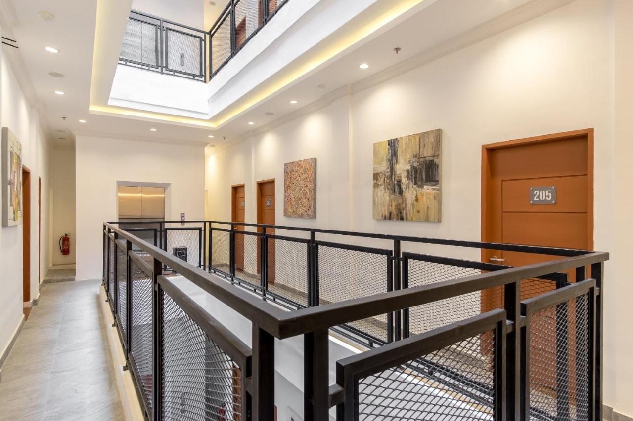 Reddoorz Premium Near Centre Point Mall Medan Exteriör bild